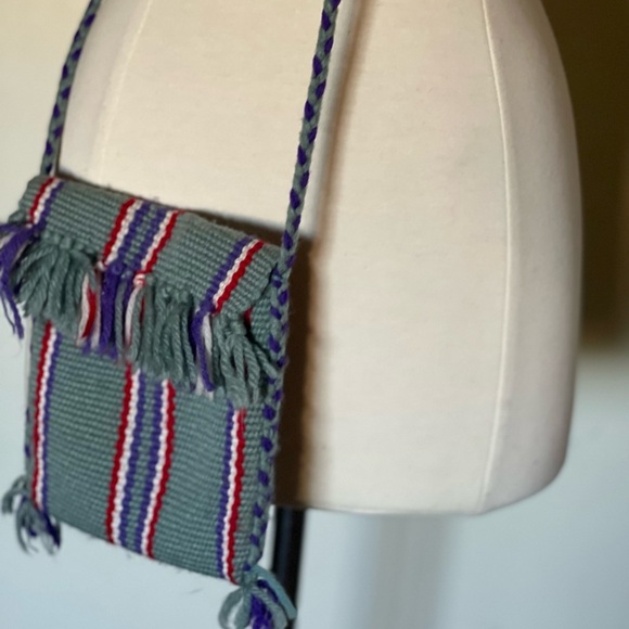 Colombian handmade wayuu striped blue woven knit Crossbody flap fringe bag 6x7” - Picture 12 of 12